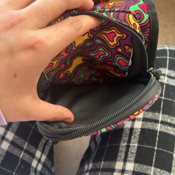 Boogie T bag. Holds a lot. - Picture 3 of 5